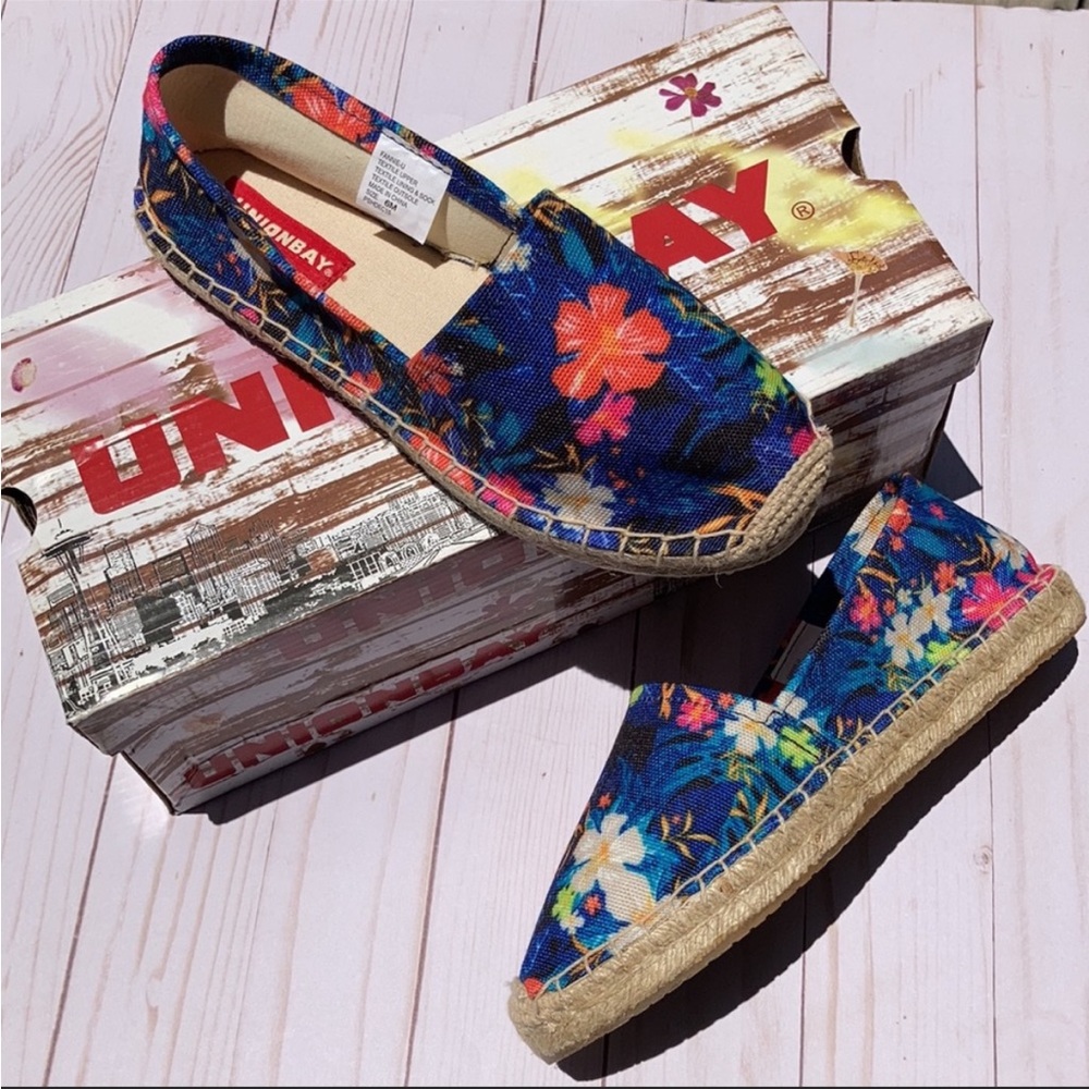 New in Box Union Bay Fannie U Tropical Espadrille Slip Ons